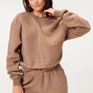 Good American Tan Womens Sherpa Set Boyfriend Sweatshirt Long Sleeve and Pants M